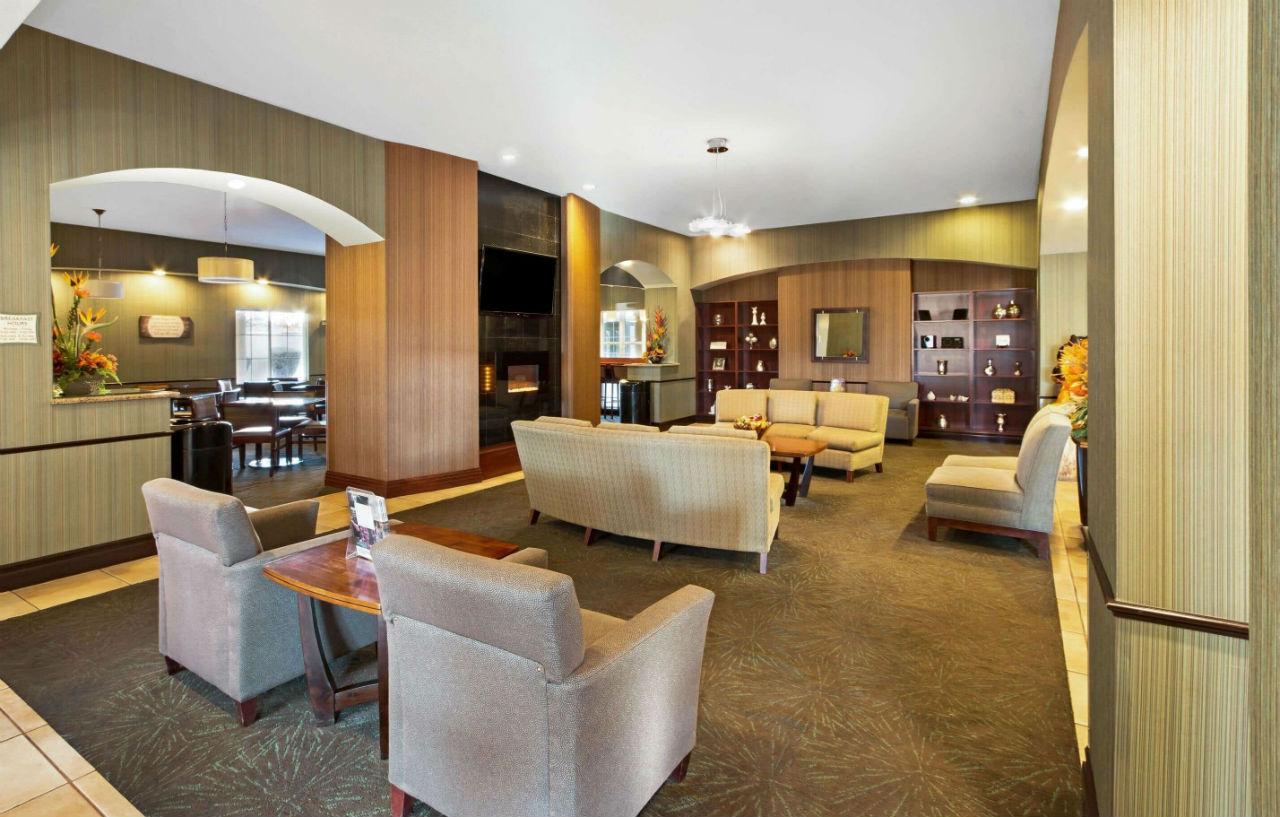 La Quinta Inn & Suites By Wyndham Albuquerque Midtown Extérieur photo