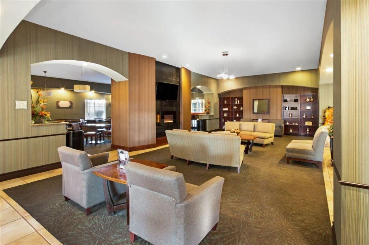 La Quinta Inn & Suites By Wyndham Albuquerque Midtown Extérieur photo
