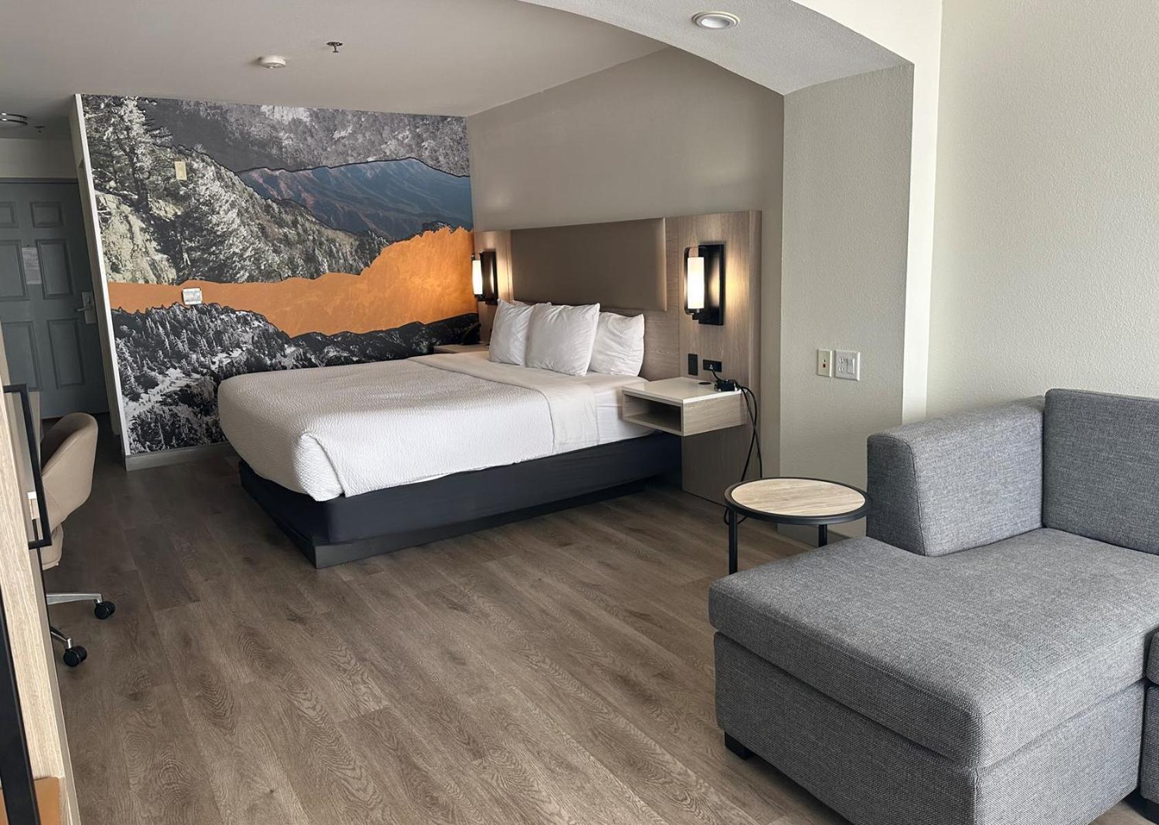La Quinta Inn & Suites By Wyndham Albuquerque Midtown Extérieur photo