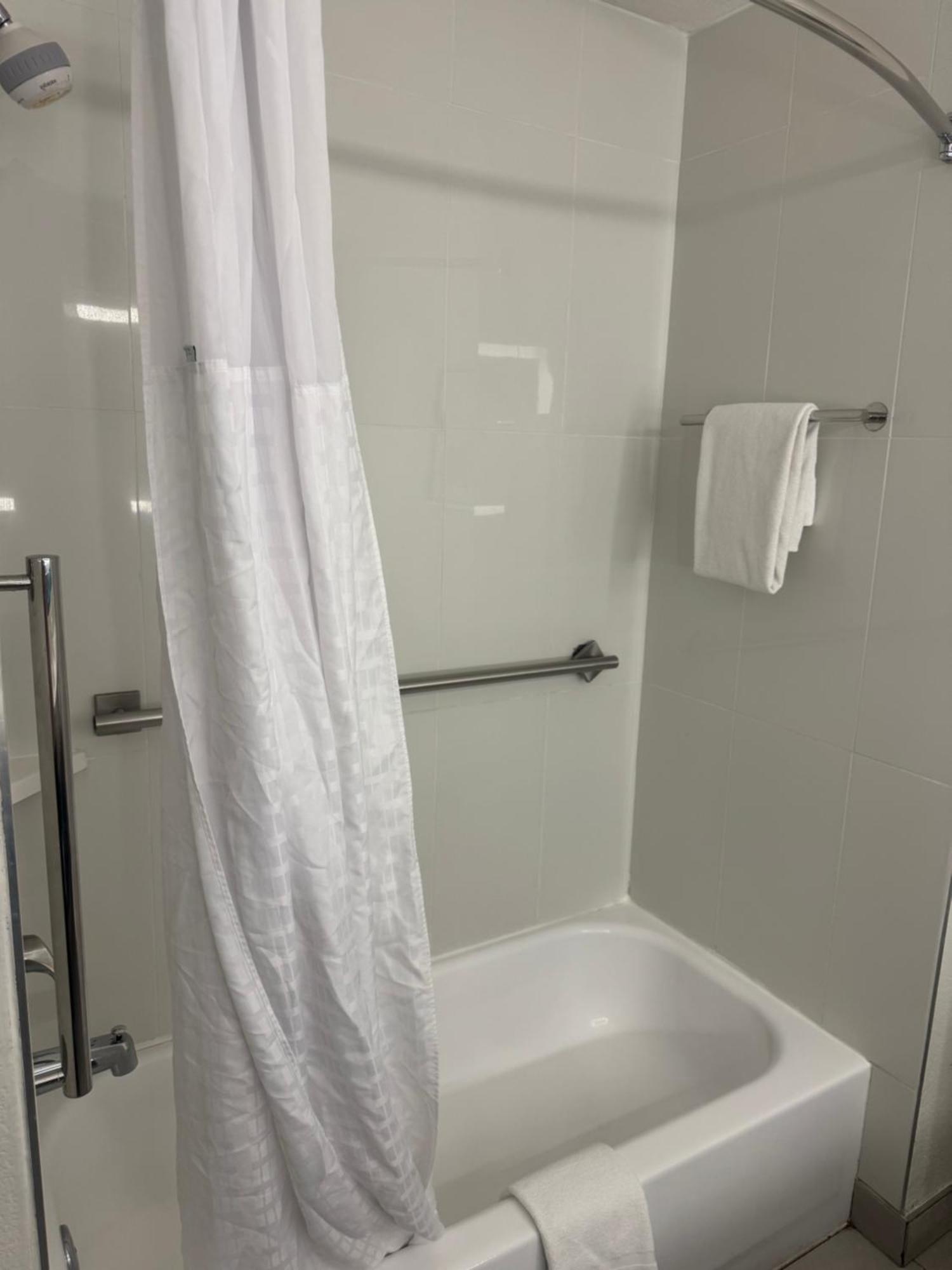 La Quinta Inn & Suites By Wyndham Albuquerque Midtown Extérieur photo